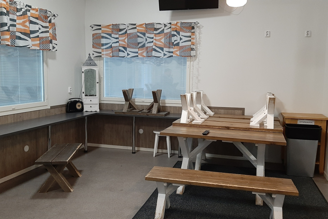 Kahvila odottaa kahvittelijoita